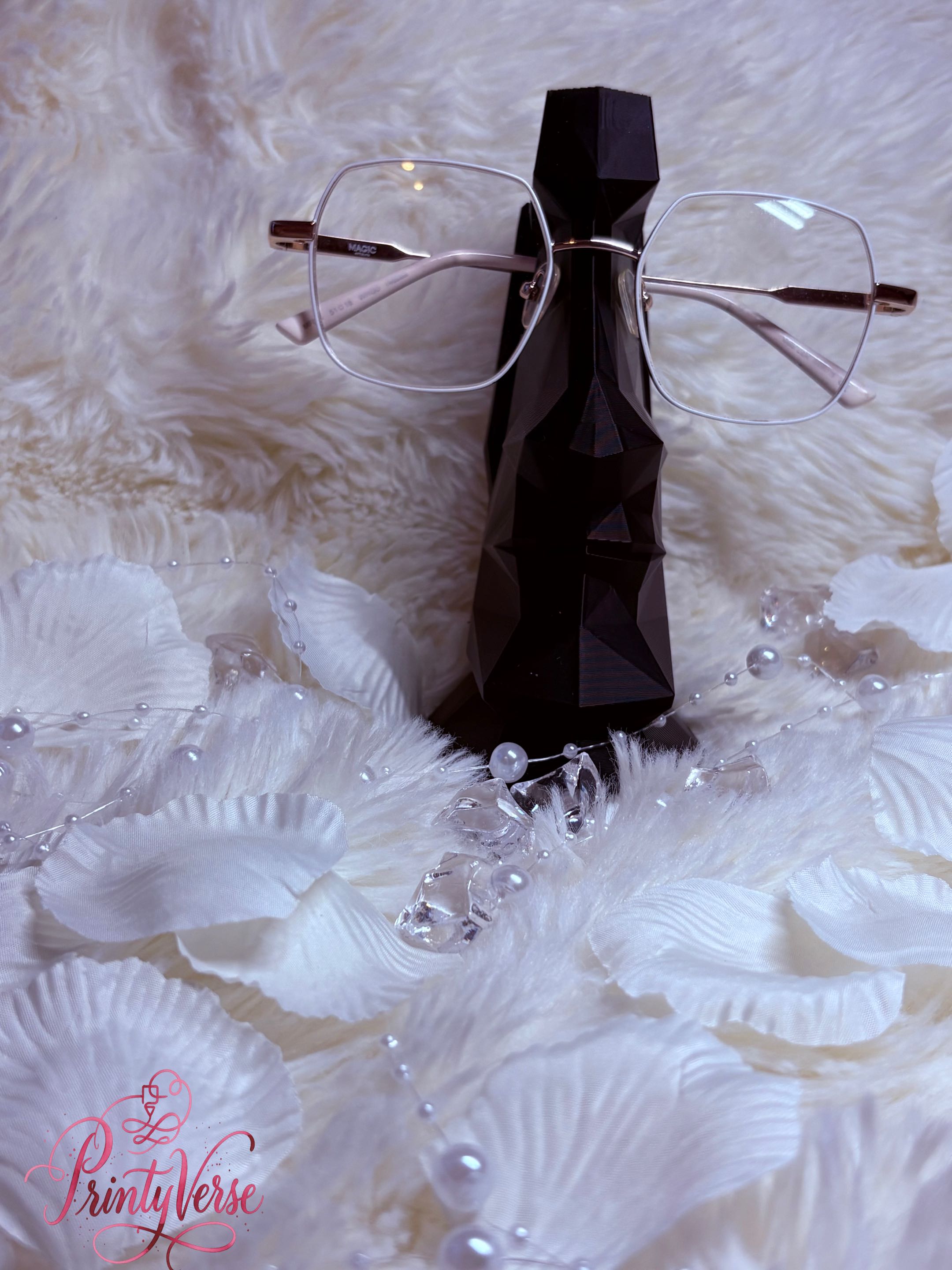 Glasses Holder Sculpture